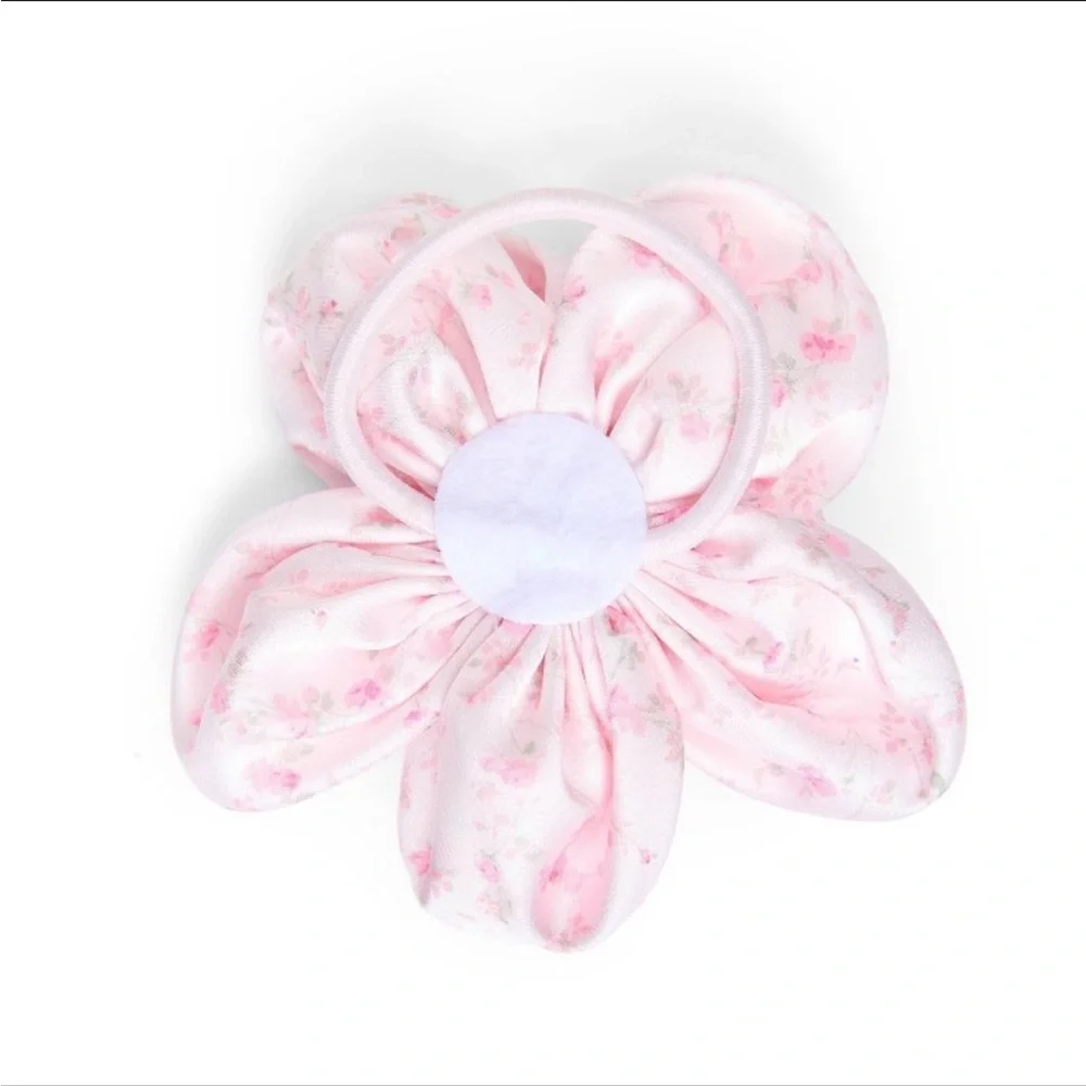 LoveShackFancy Floral Pink Hair Elastic  - English Ivy - Pink